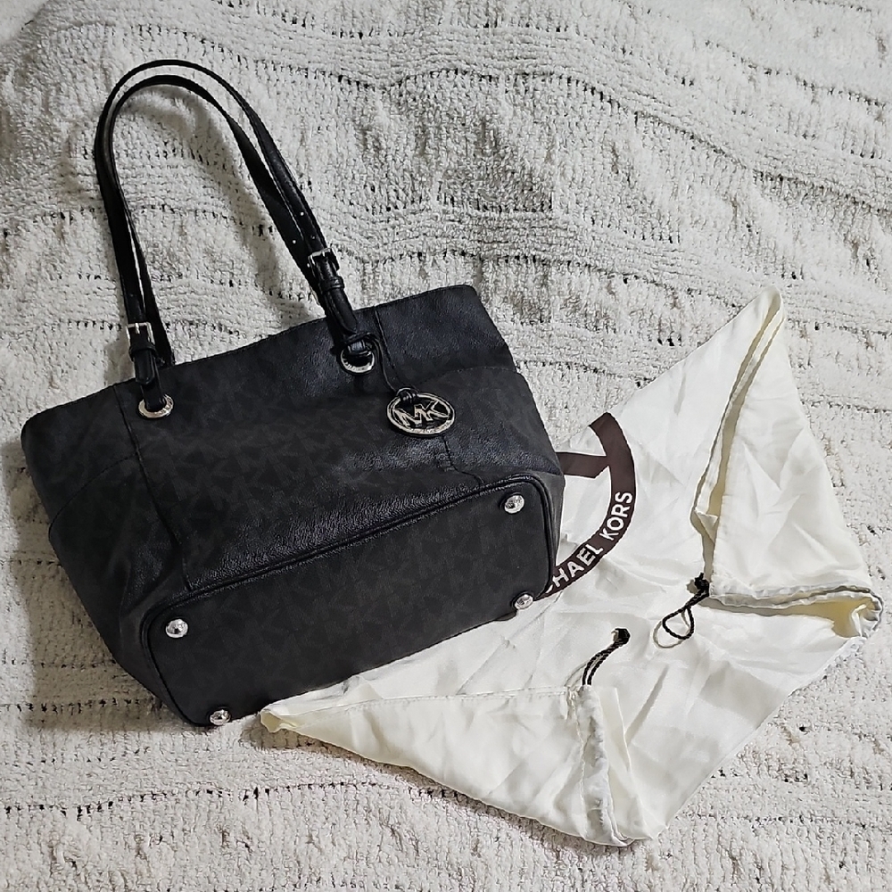 Michael Kors Black Tote - Picture 7 of 13